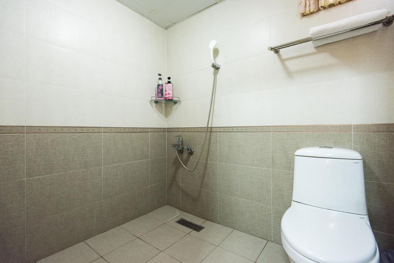 Star Hotel Kaohsiung Extérieur photo